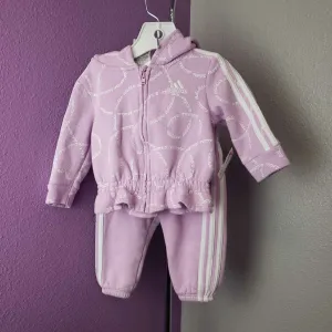 ADIDAS - OUTFIT