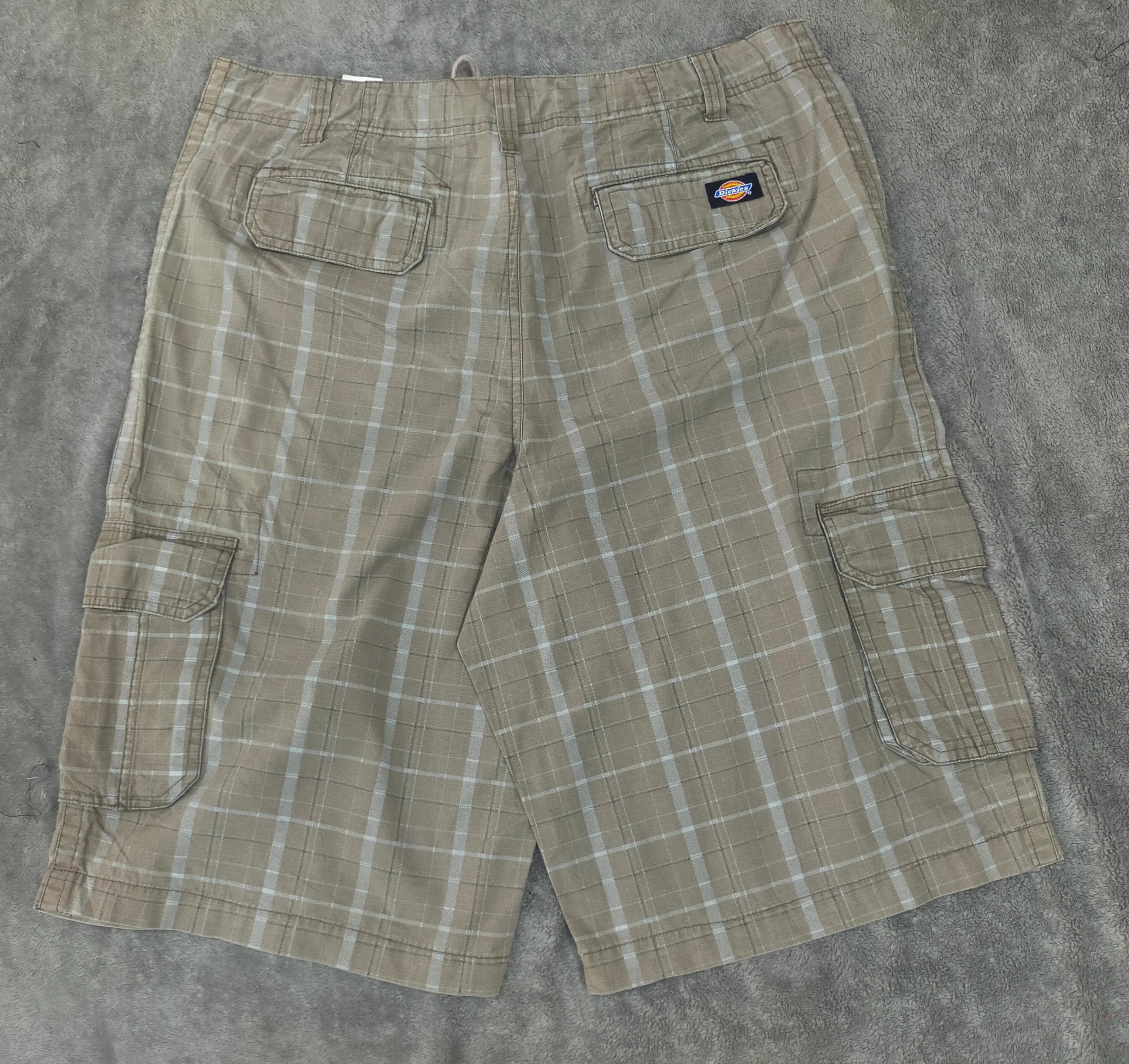 CR2040 Dickies Cargo Shorts - 20 Pcs
