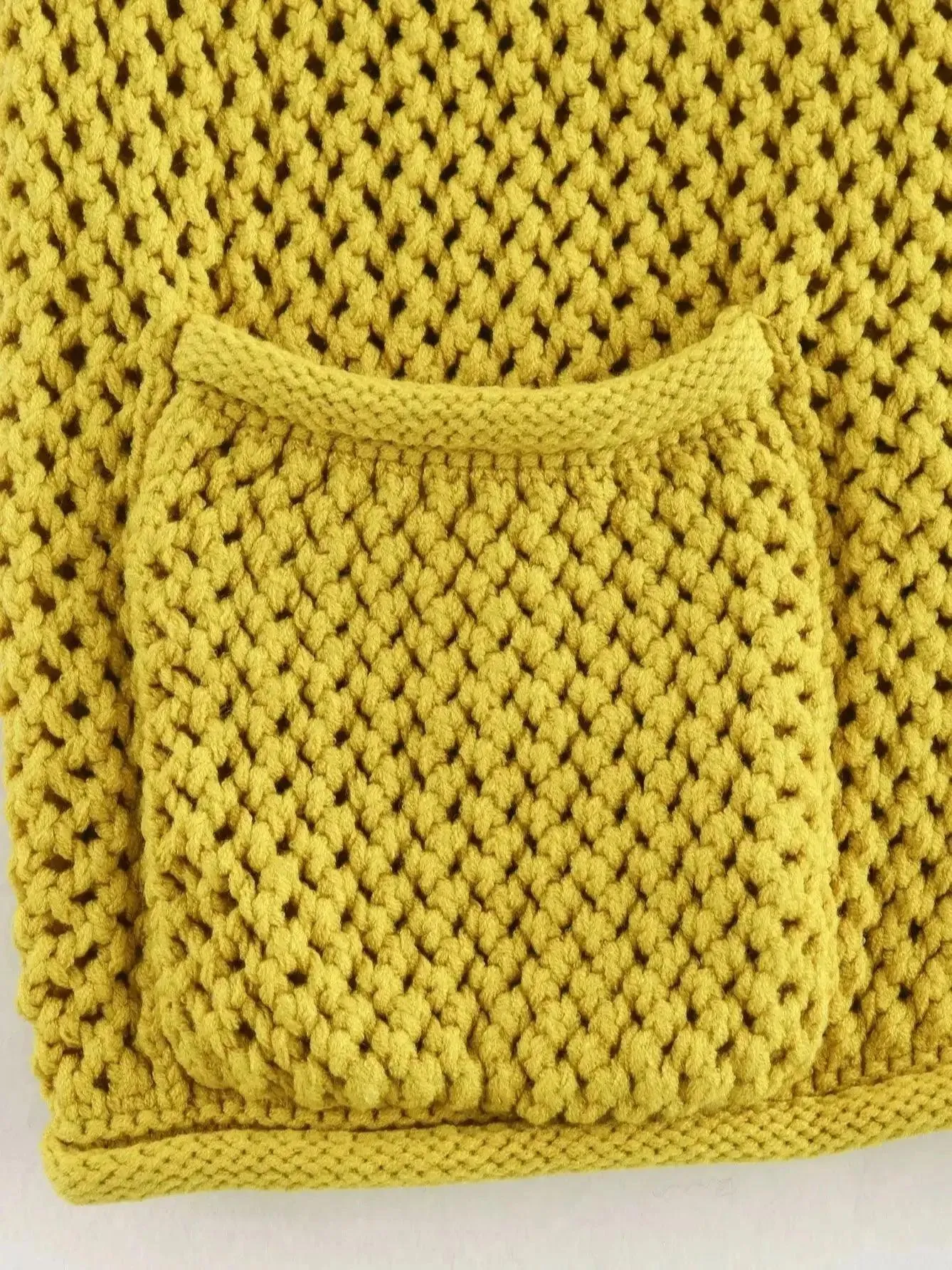Cropped Chunky Knit Top Sleeveless Front Button Patch Pockets Waistcoat