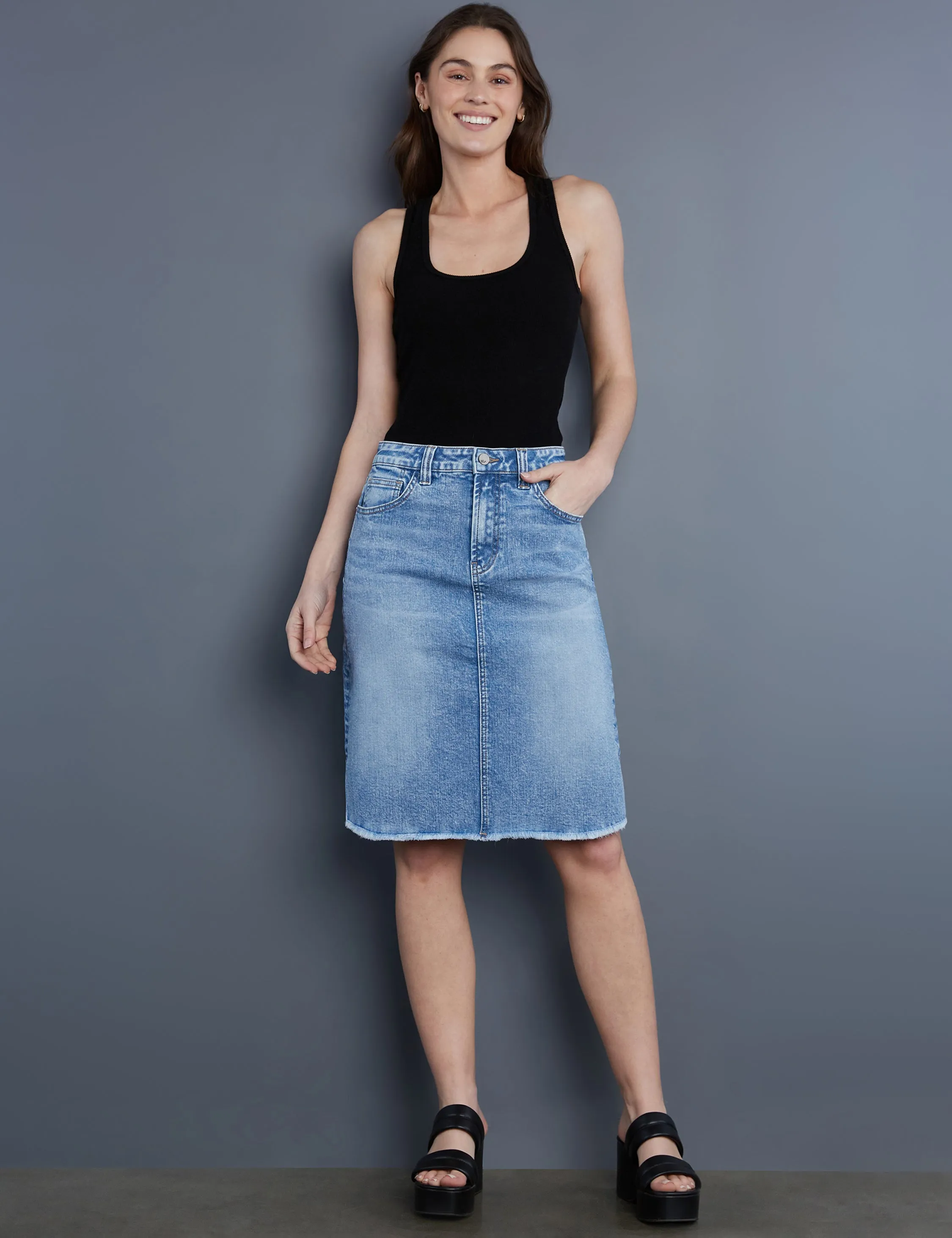 Fray Hem Short Jean Skirt