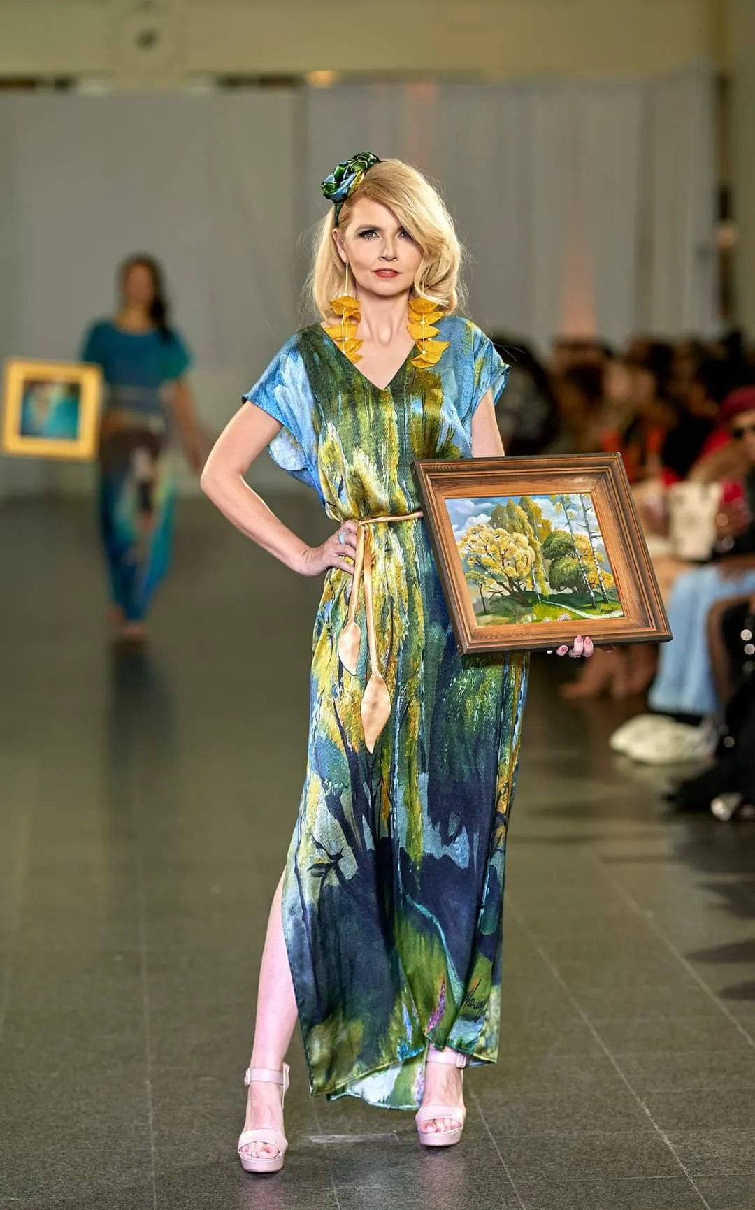 GOLD MEADOW 100% Silk Maxi Art-A-Porte Caftan Dress