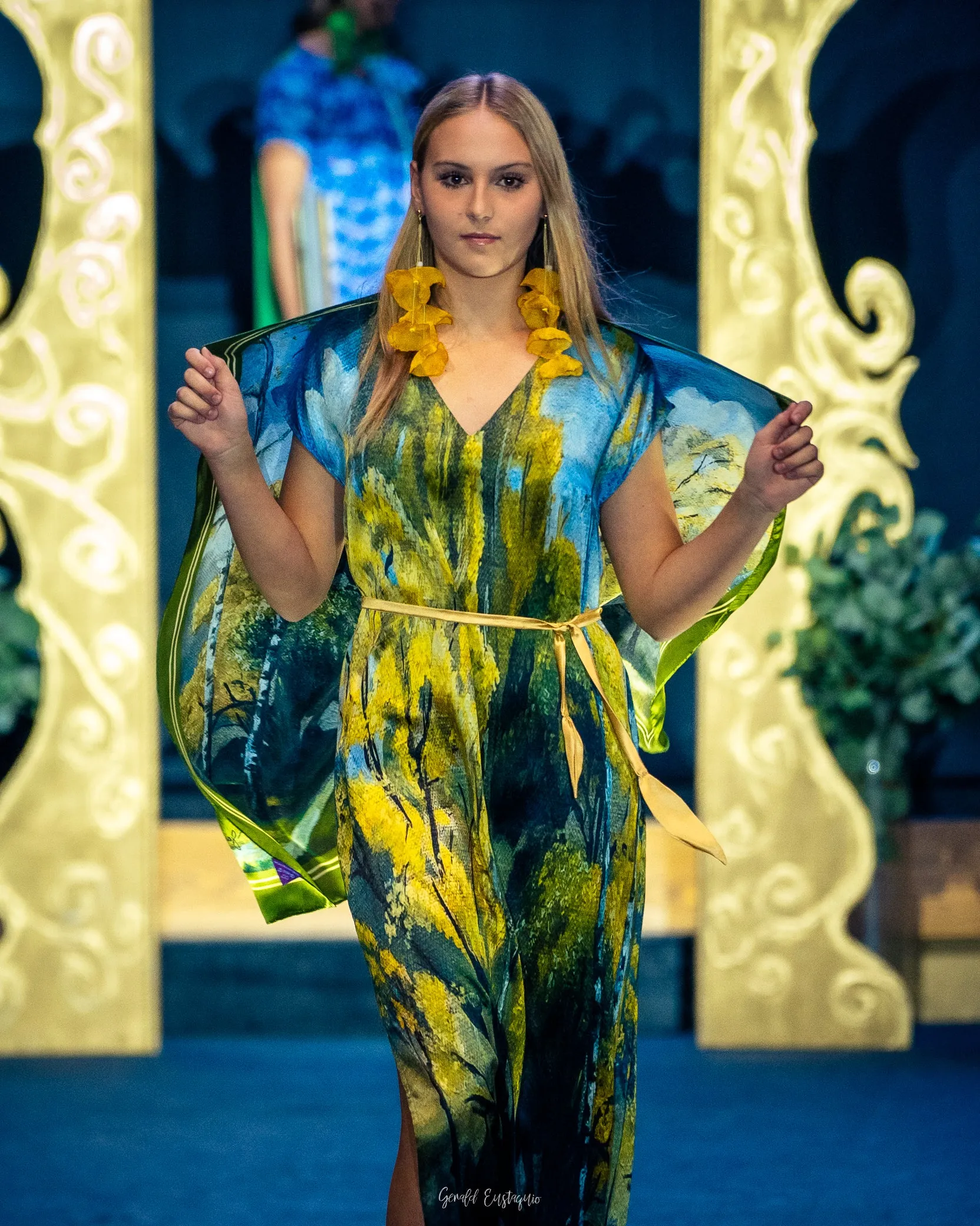 GOLD MEADOW 100% Silk Maxi Art-A-Porte Caftan Dress