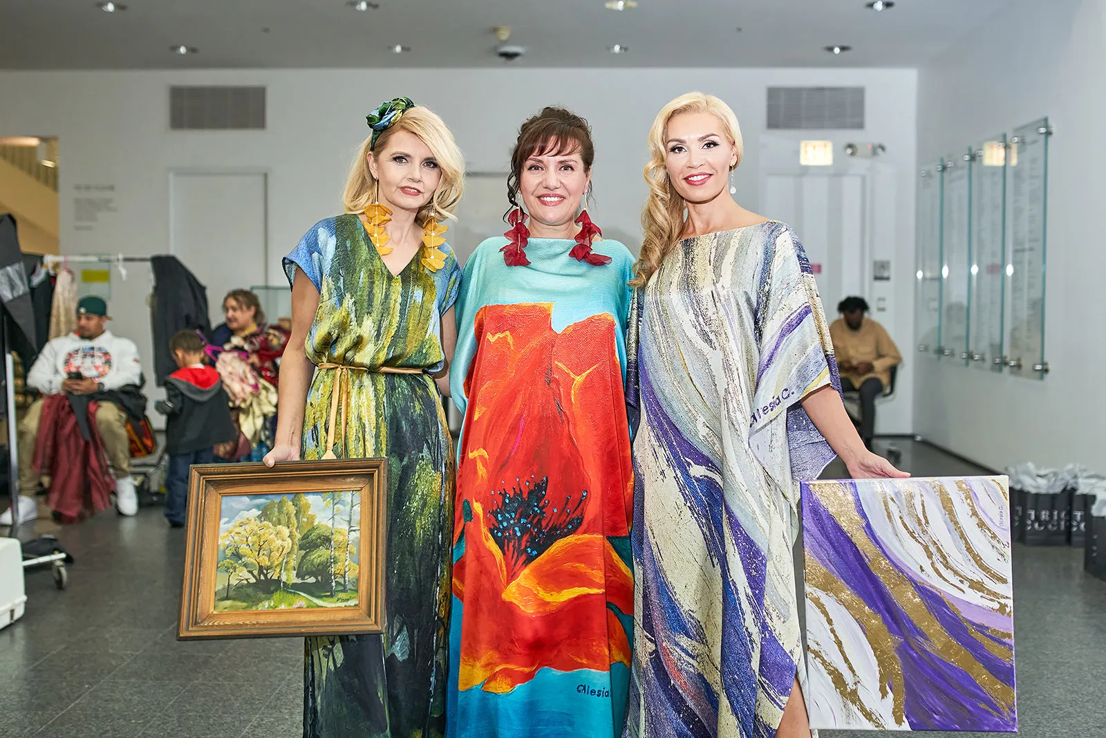 GOLD MEADOW 100% Silk Maxi Art-A-Porte Caftan Dress