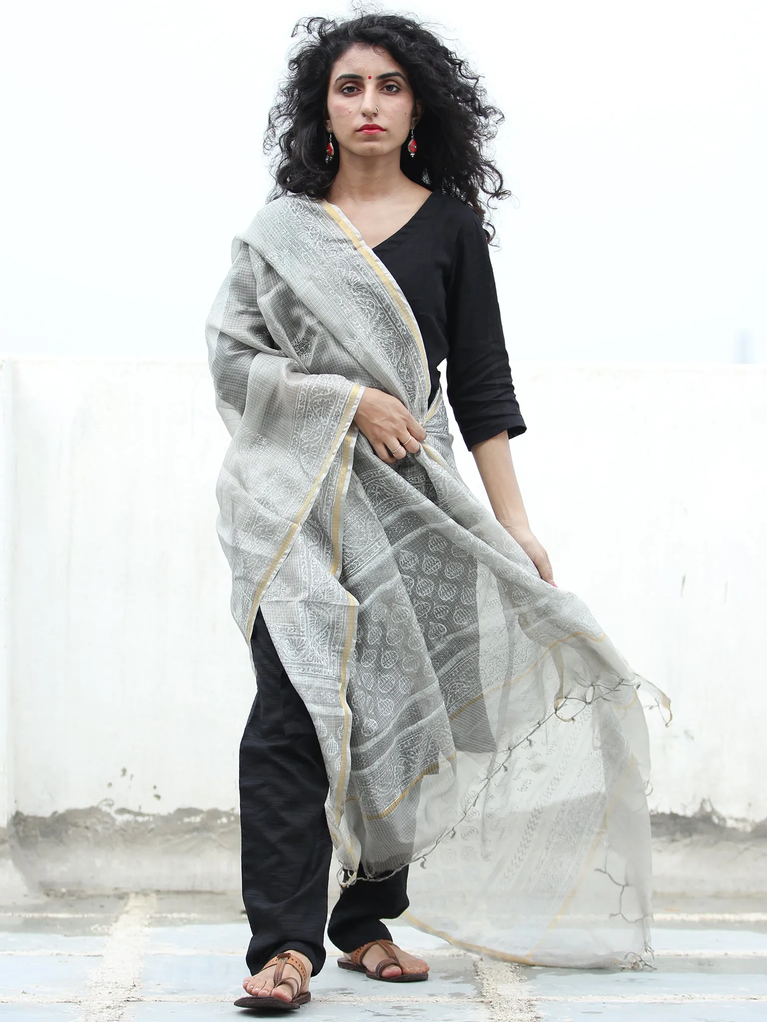 Grey White Kota Silk Hand Block Painted Dupatta - D04170446