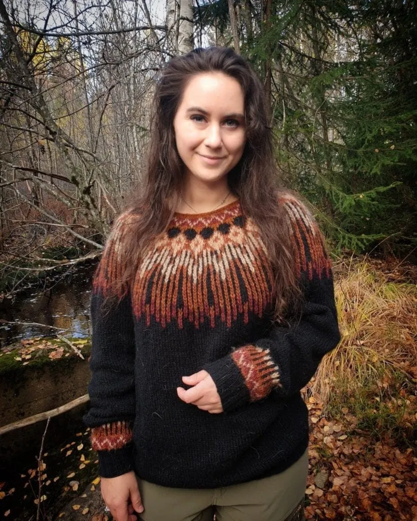 Hopi Apricot Lettlopi sweater - Knitting Kit