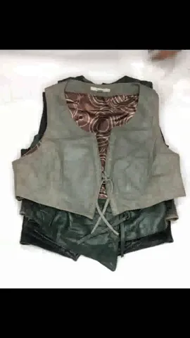 Leather Luxe: Vintage Y2K Leather Waistcoat  🌟🔥✨ (S-190)