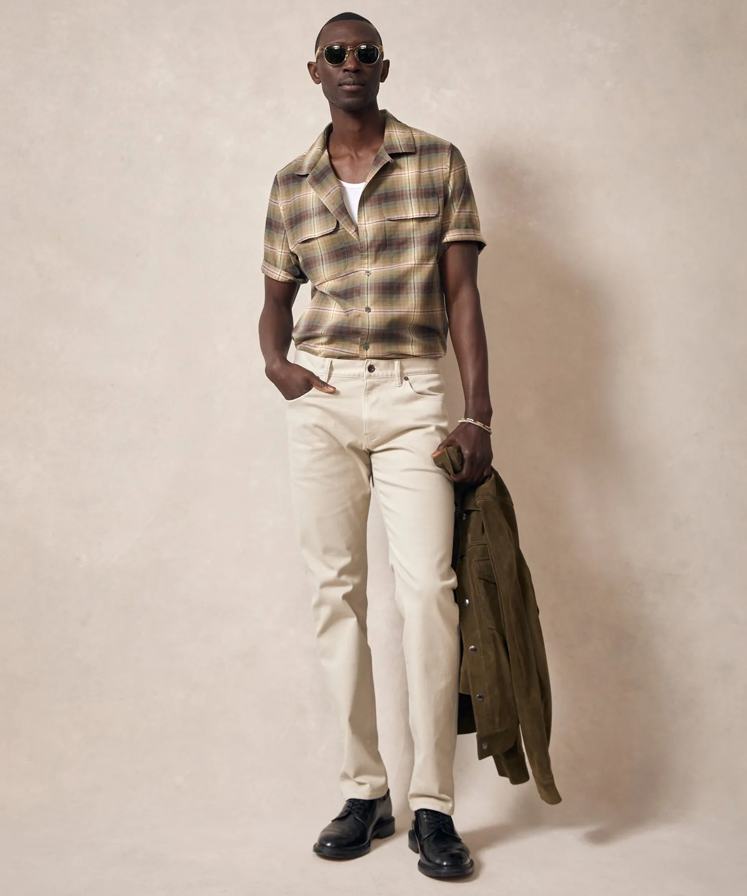 Short-Sleeve Printed Pocket Shirt in Khaki
